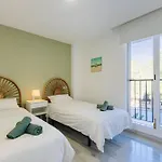 Vivi Homes - El Lago